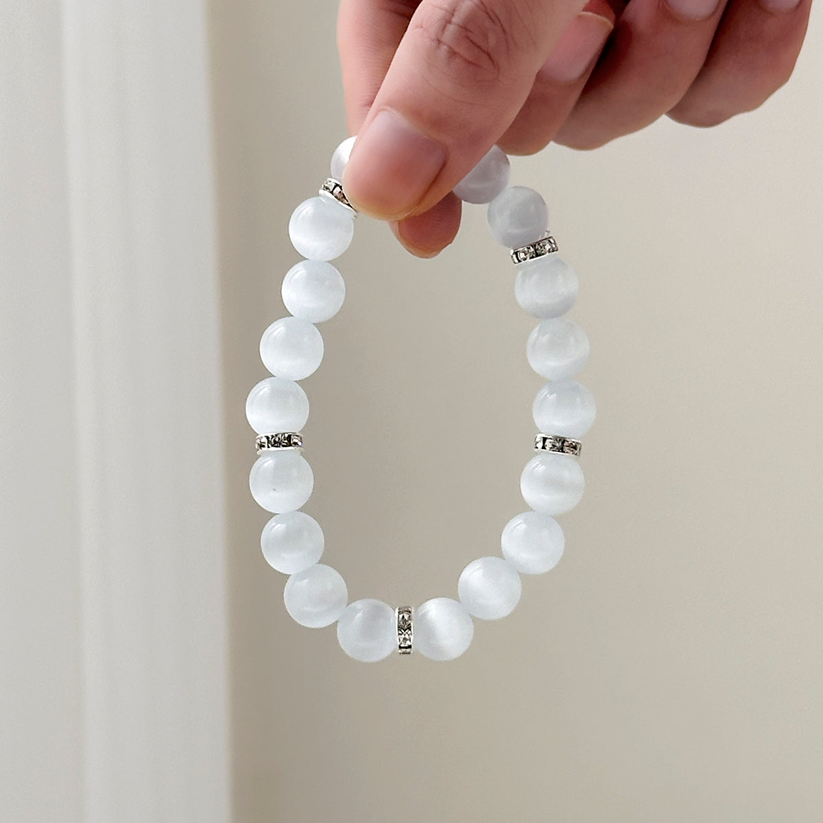 White Cat's Eye Healing Bracelet - Pure Serenity Collection